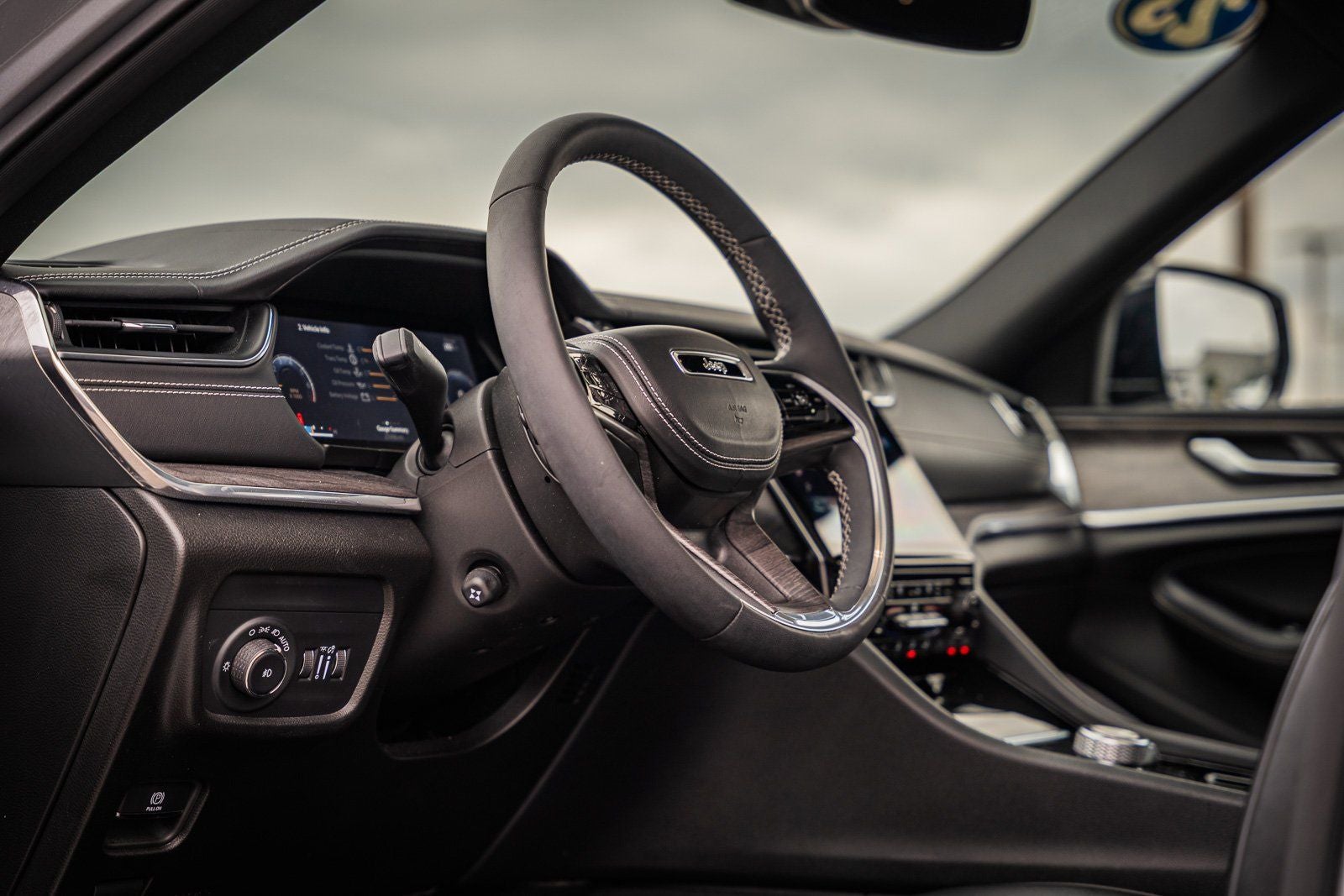 2023 Jeep Grand Cherokee L Overland