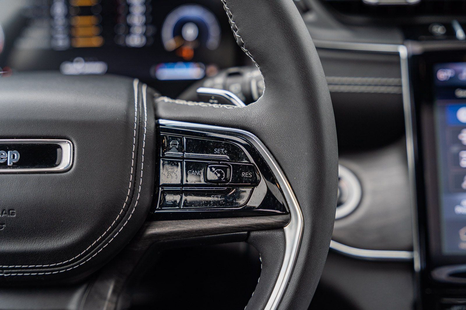 2023 Jeep Grand Cherokee L Overland