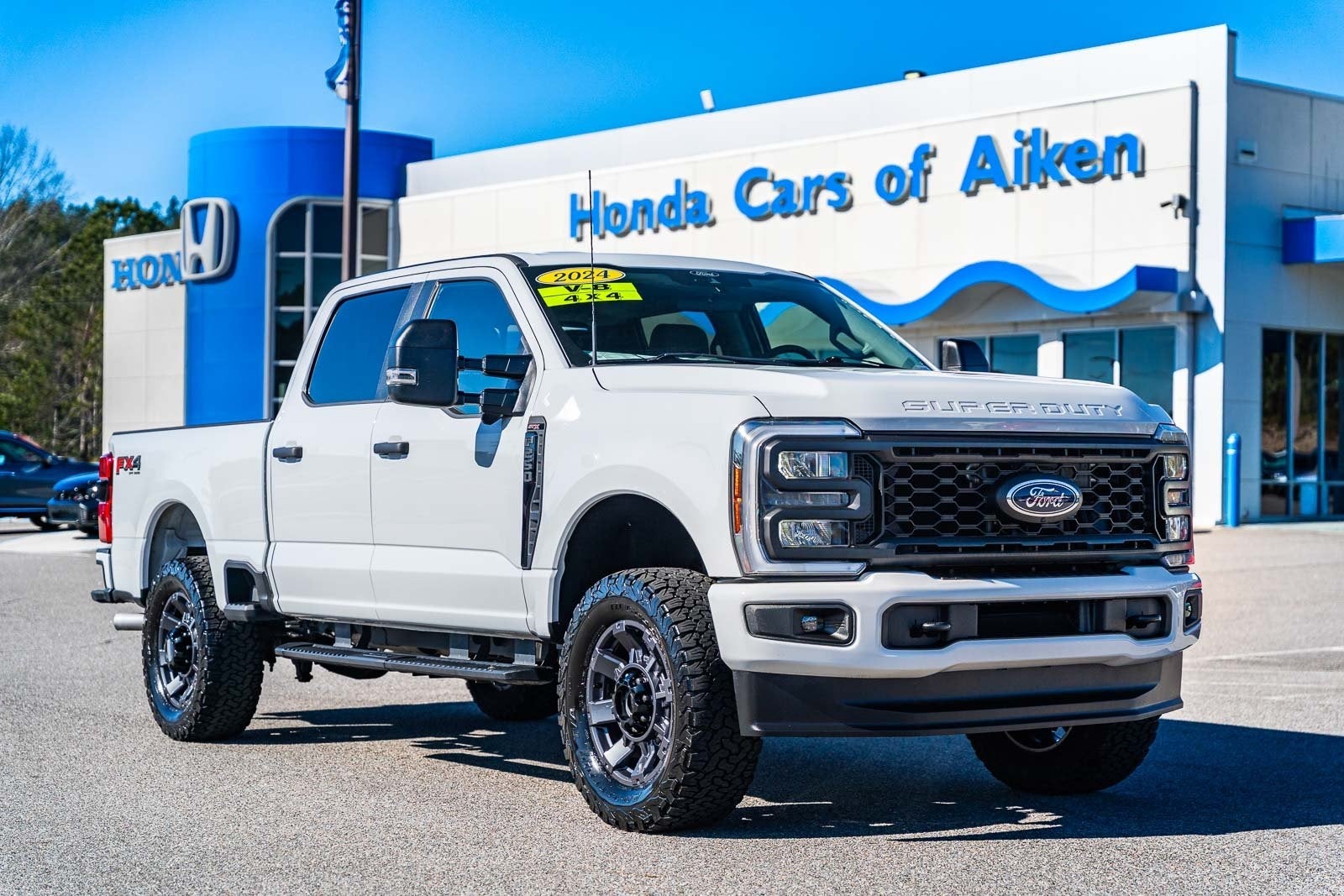 2024 Ford F-250SD XL 7.3 V8 Gasoline