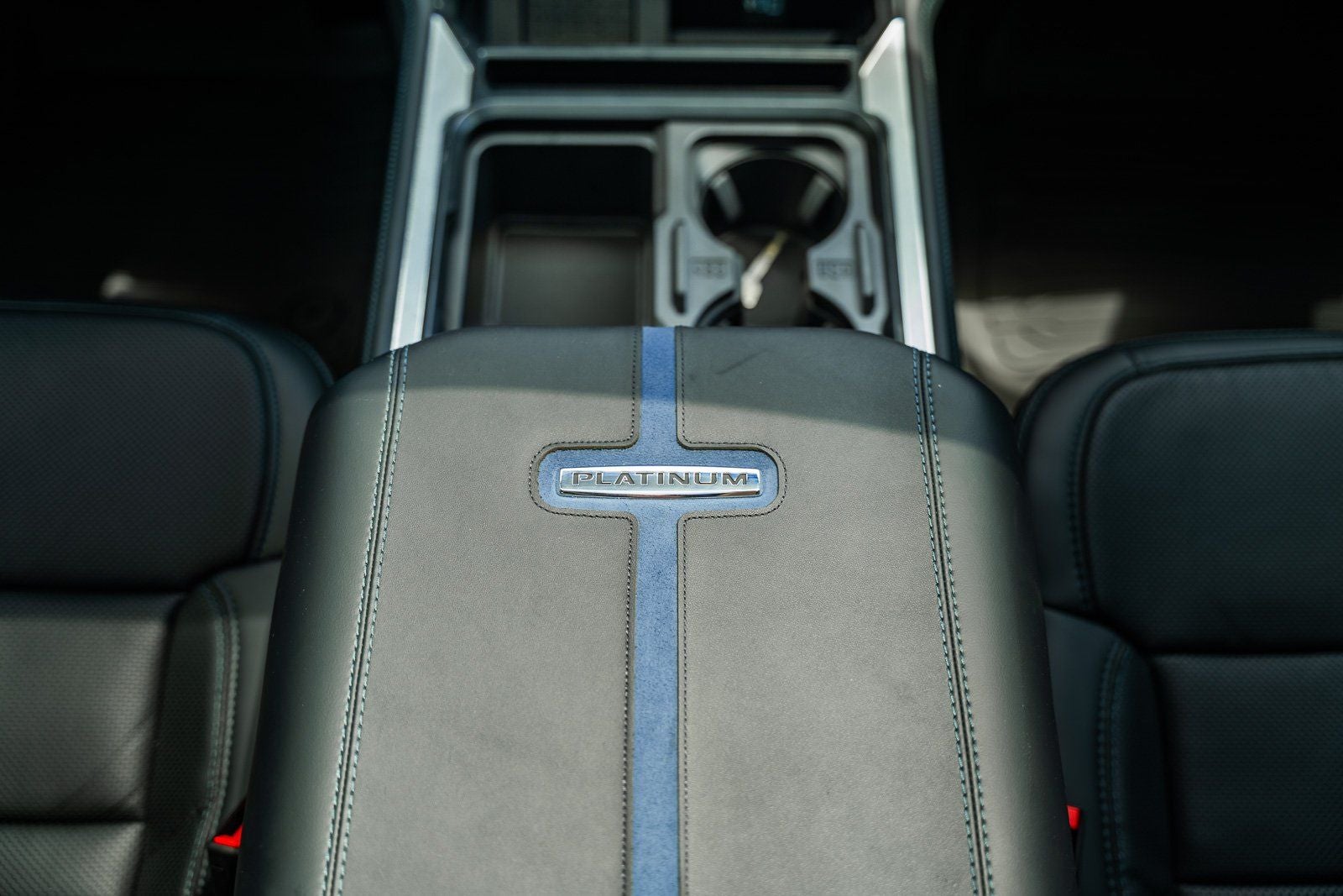 2025 Ford F-350SD Platinum