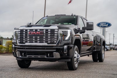 2025 GMC Sierra 3500HD Denali