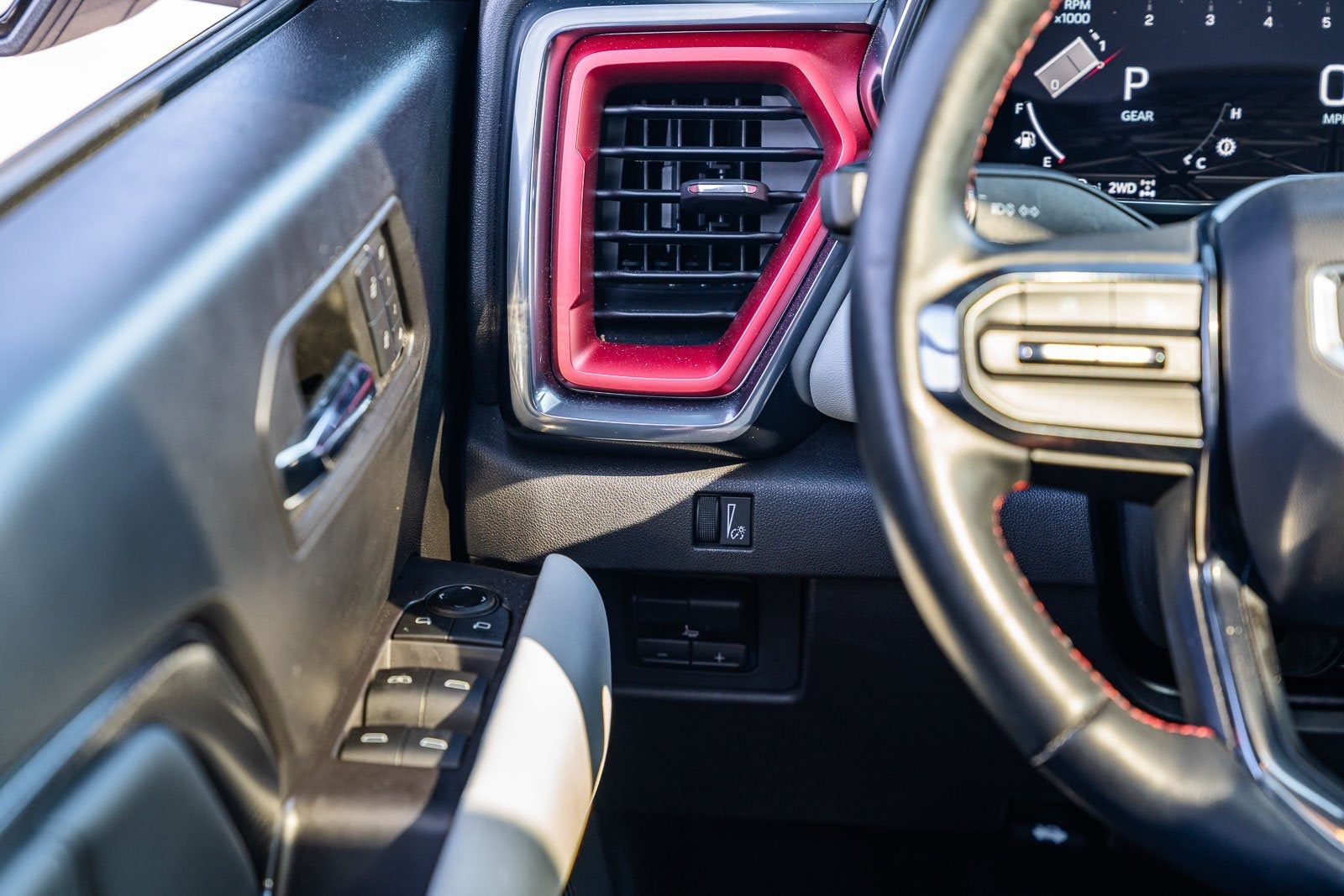 2023 GMC Canyon AT4X