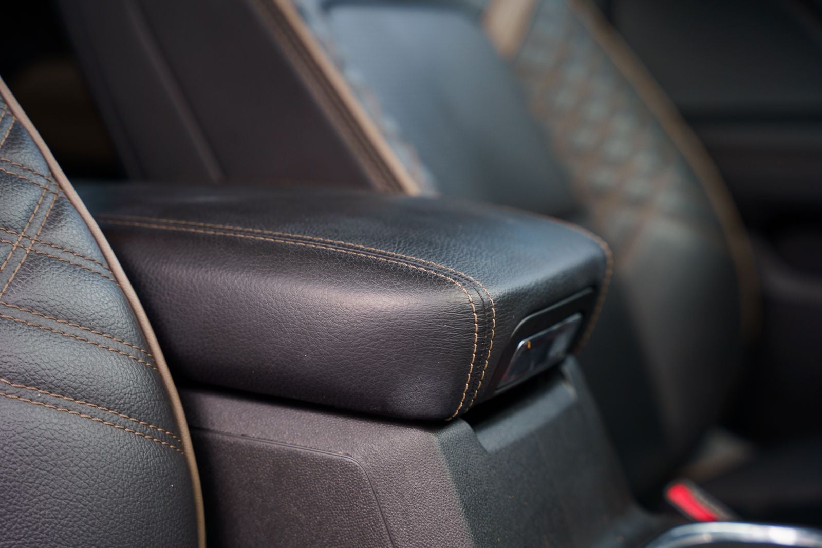 2023 GMC Canyon Denali