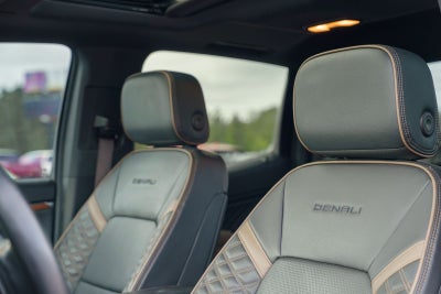 2023 GMC Canyon Denali