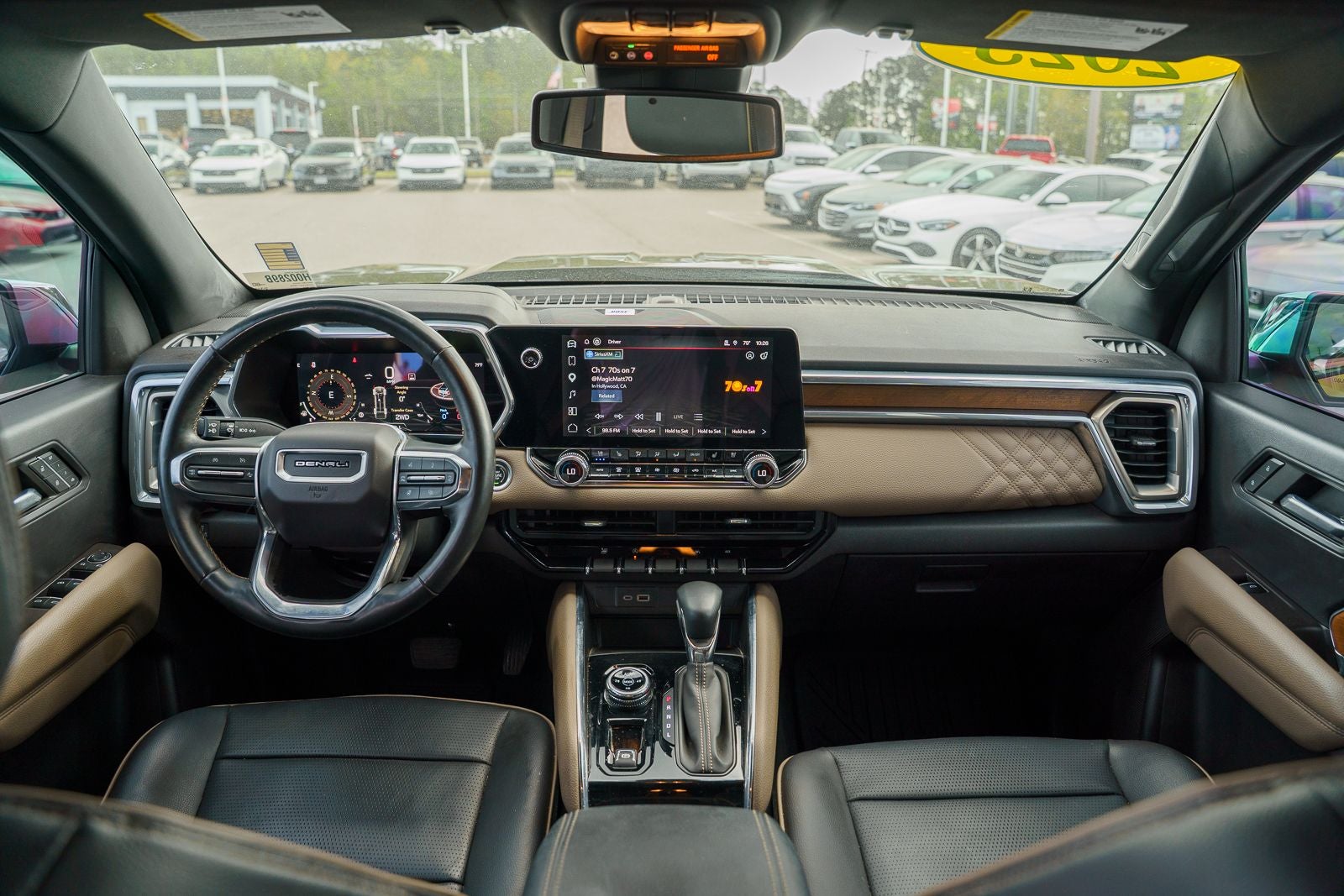 2023 GMC Canyon Denali