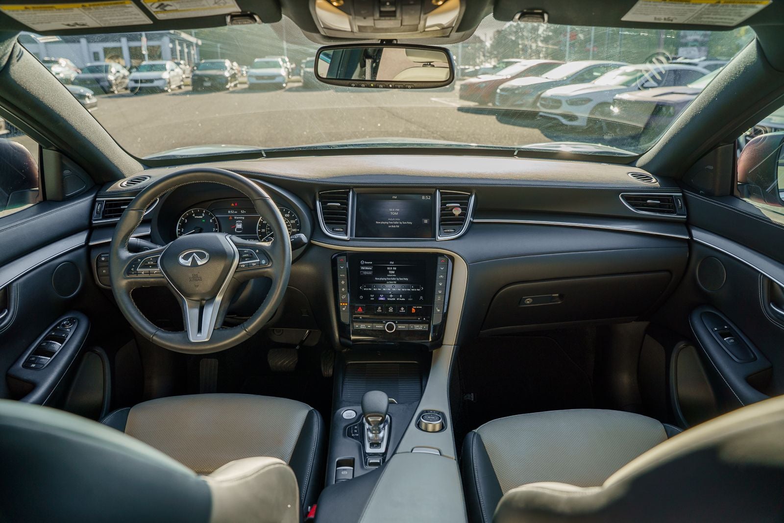 2023 INFINITI QX55 LUXE