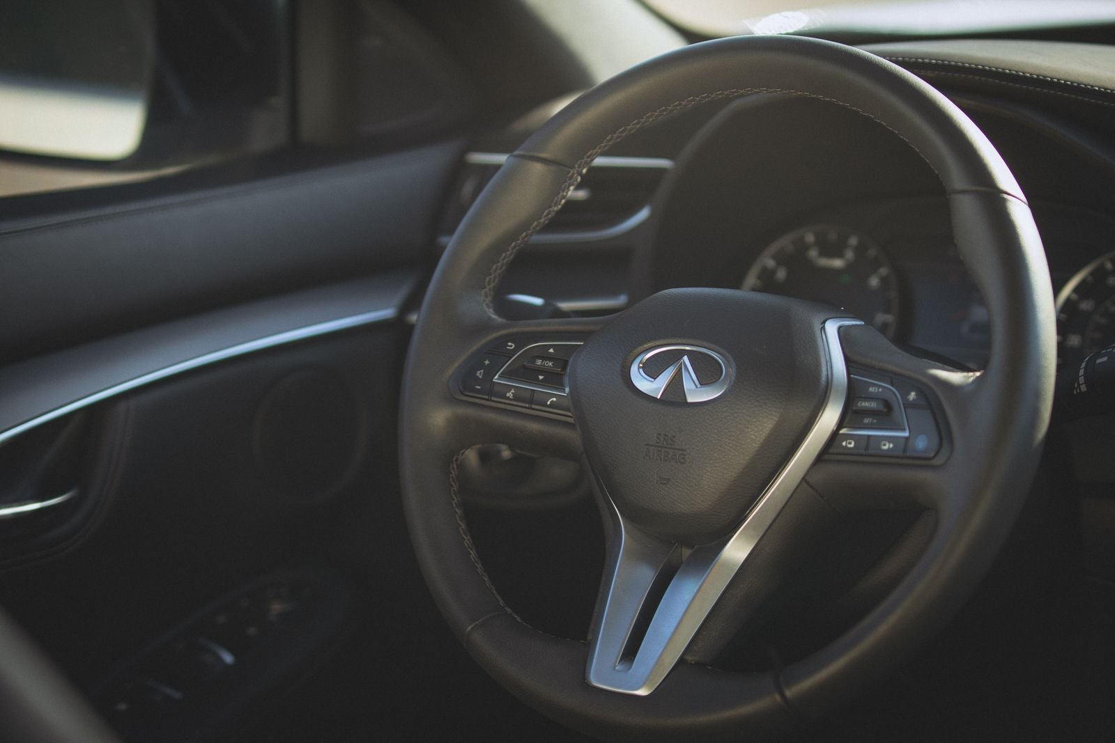 2023 INFINITI QX55 LUXE