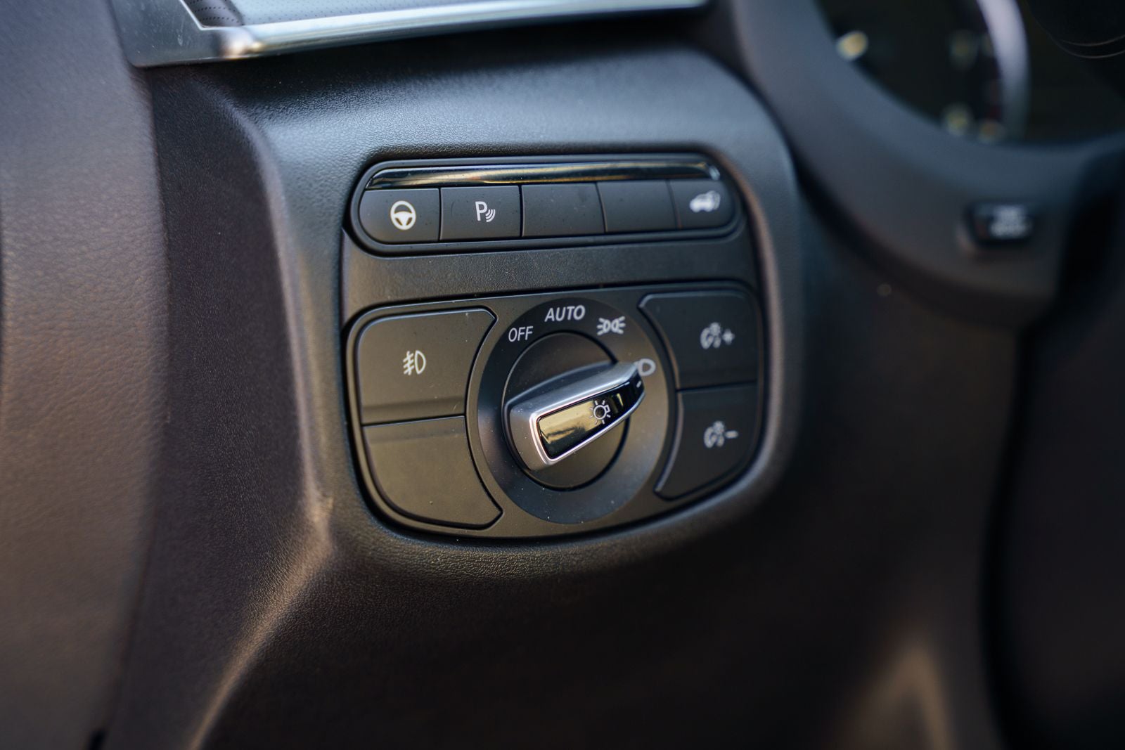 2023 INFINITI QX55 LUXE