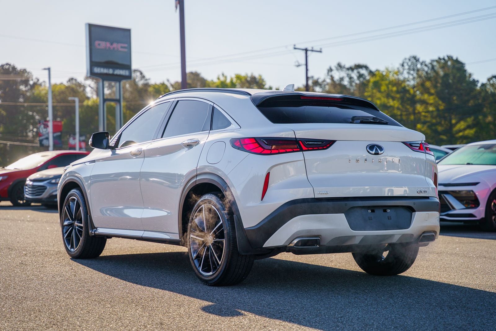 2023 INFINITI QX55 LUXE