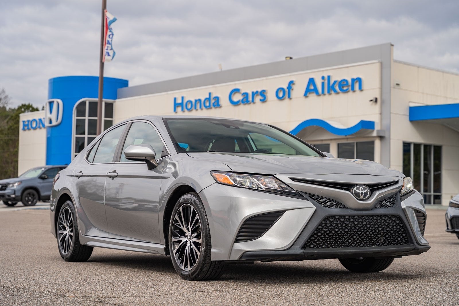 2019 Toyota Camry SE