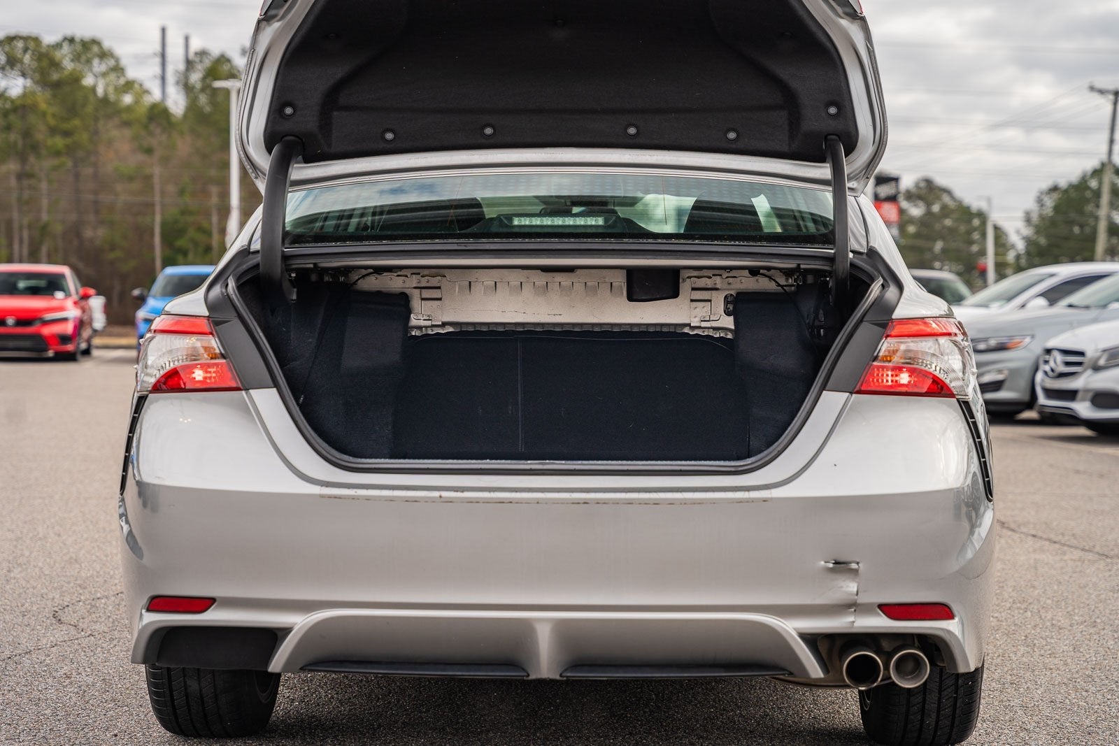 2019 Toyota Camry SE