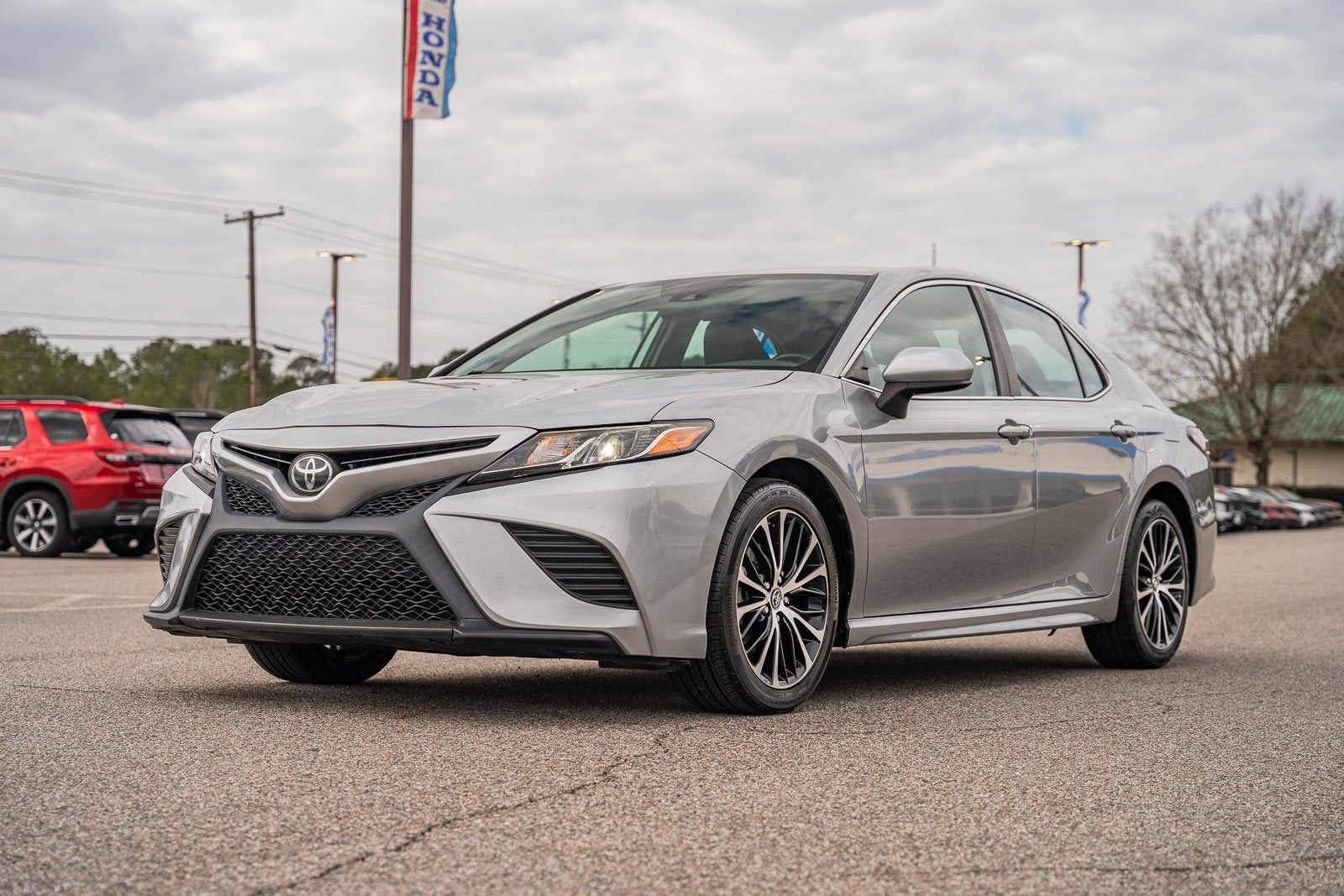 2019 Toyota Camry SE