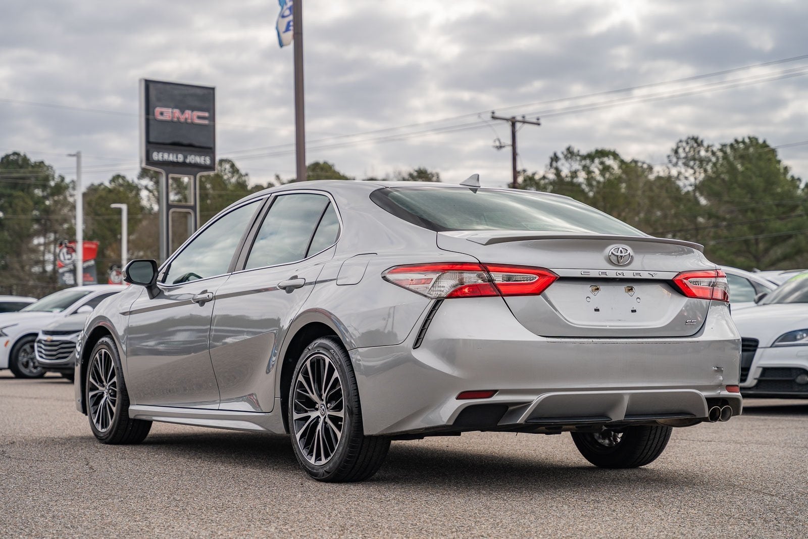 2019 Toyota Camry SE