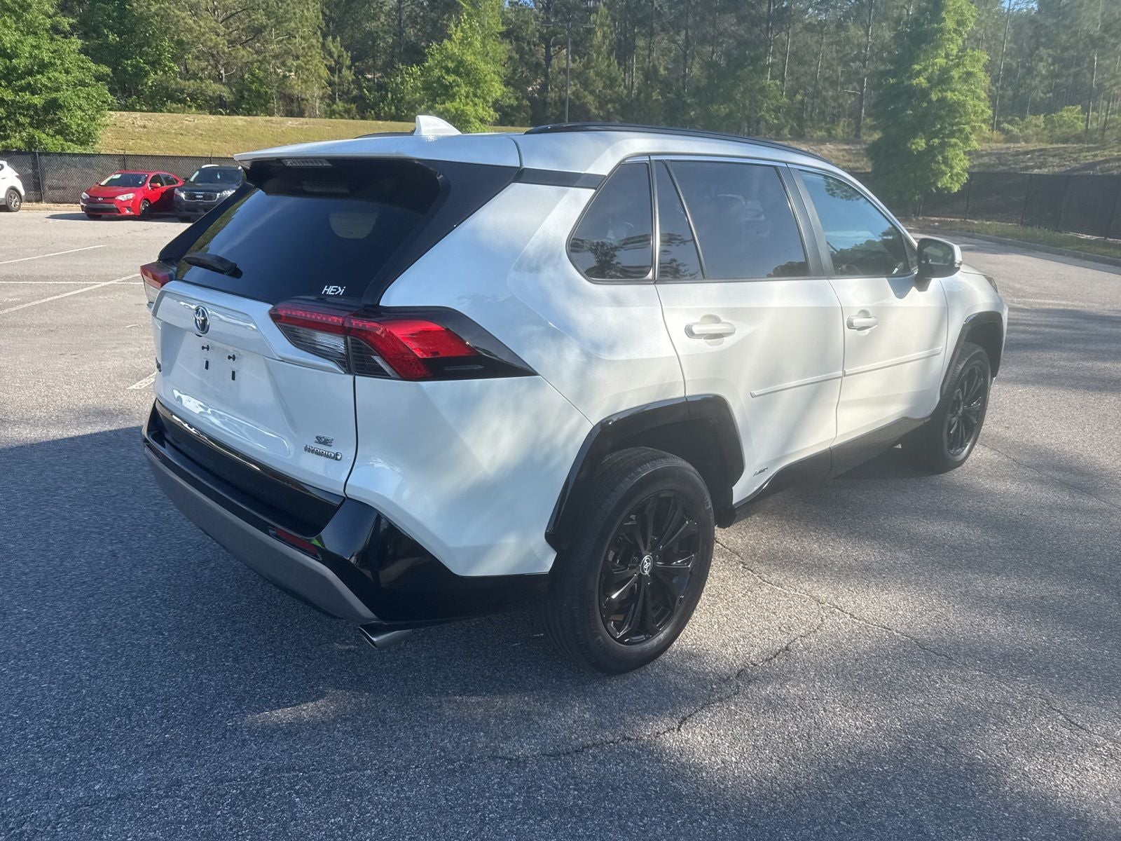 2022 Toyota RAV4 Hybrid SE