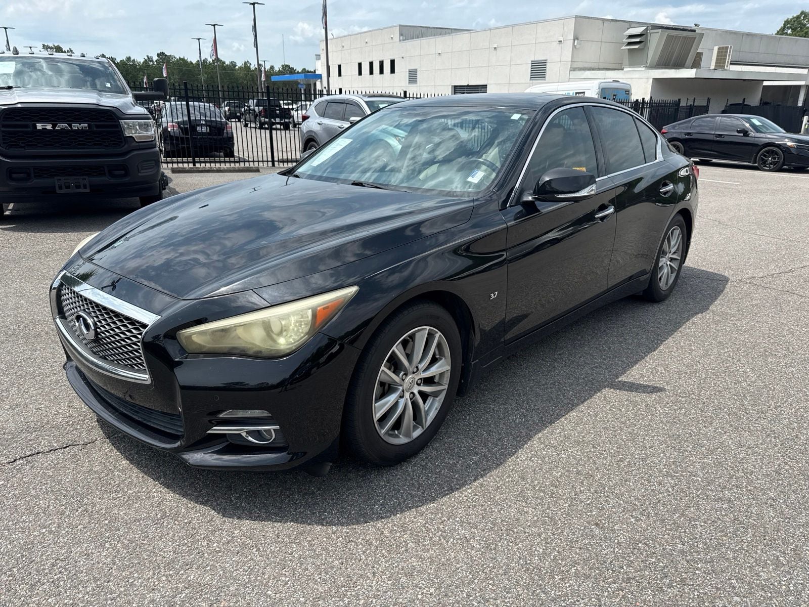 2014 INFINITI Q50 Premium