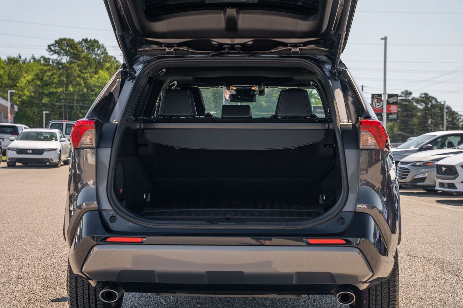2019 Toyota RAV4 Hybrid XSE