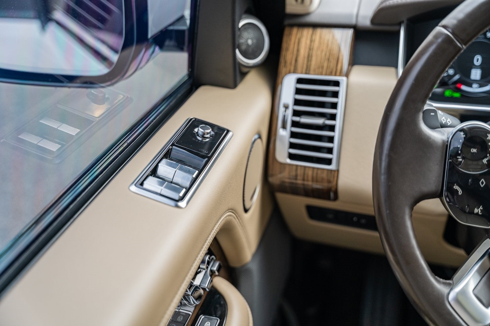 2018 Land Rover Range Rover 3.0L V6 Supercharged HSE