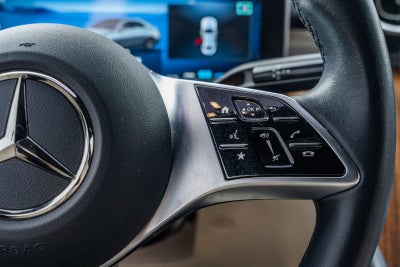 2022 Mercedes-Benz C-Class C 300