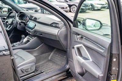 2021 Audi Q3 Premium quattro