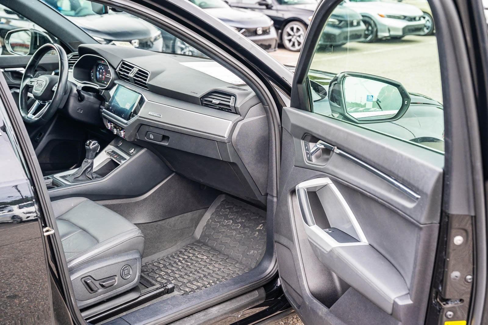 2021 Audi Q3 Premium quattro