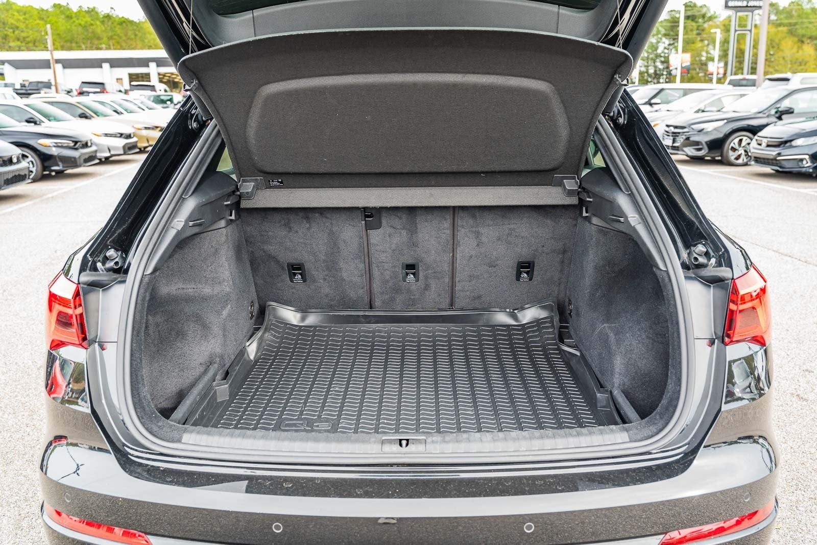 2021 Audi Q3 Premium quattro