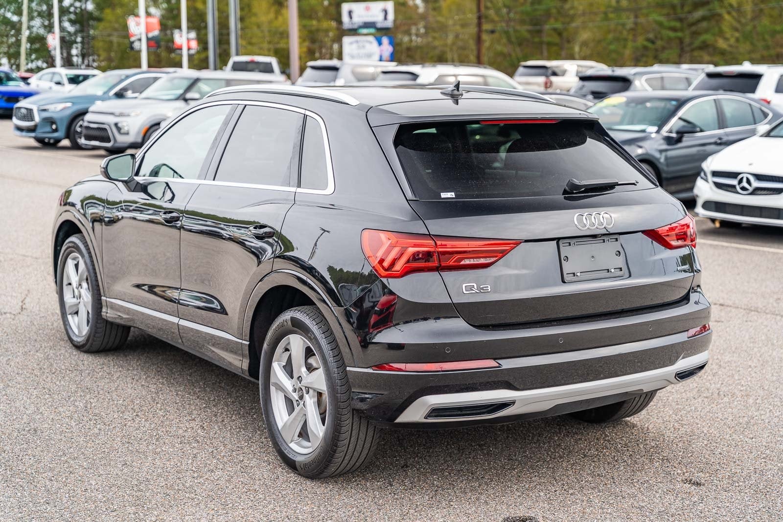 2021 Audi Q3 Premium quattro