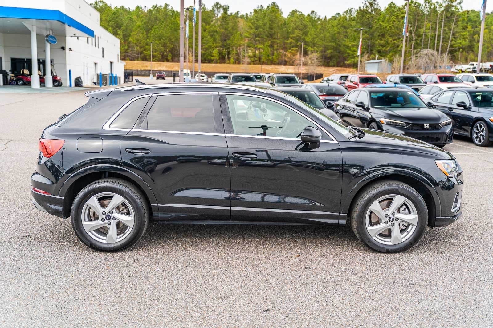 2021 Audi Q3 Premium quattro