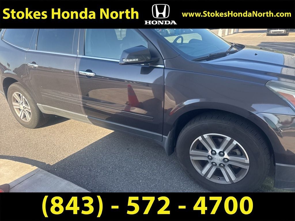 2017 Chevrolet Traverse 2LT 2LT