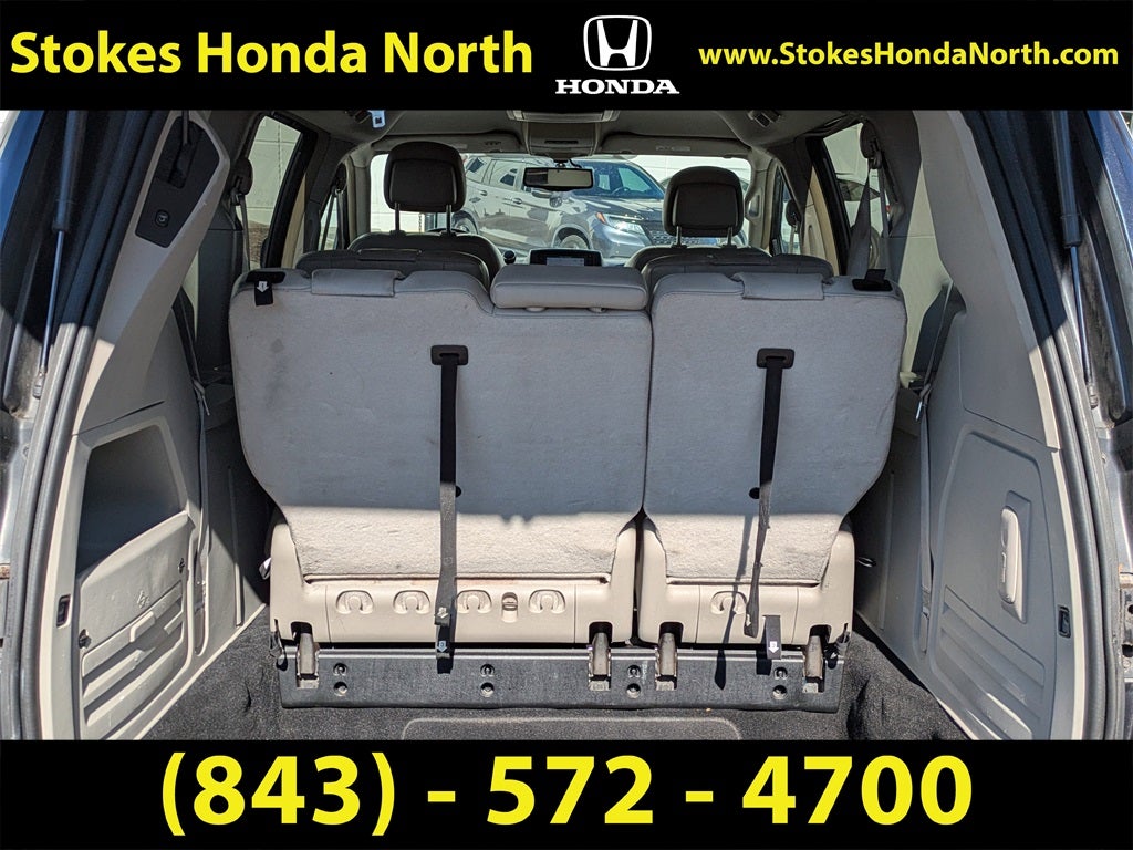 2014 Chrysler Town & Country Touring-L