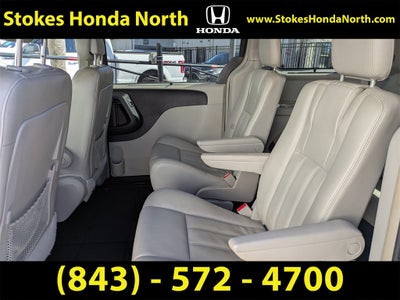 2014 Chrysler Town & Country Touring-L