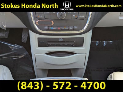 2014 Chrysler Town & Country Touring-L