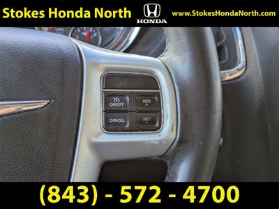 2014 Chrysler Town & Country Touring-L