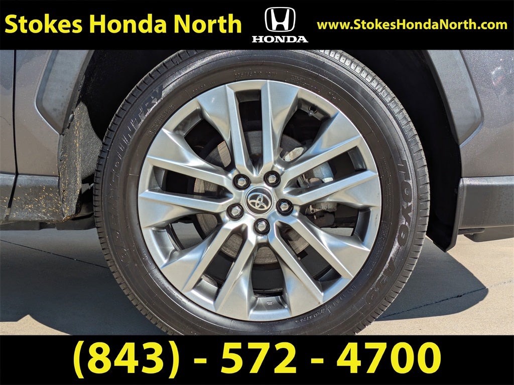 2022 Toyota RAV4 XLE Premium