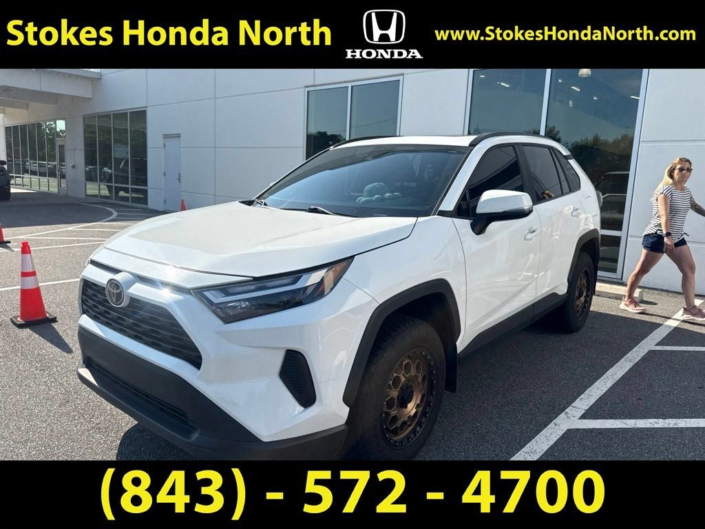 2024 Toyota RAV4 XLE