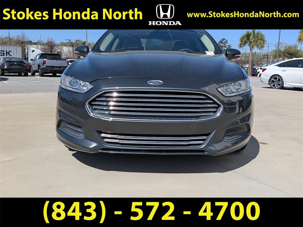 2016 Ford Fusion SE