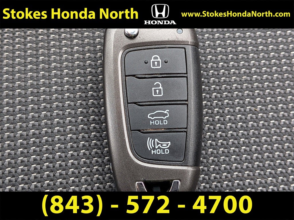 2019 Hyundai Accent SE