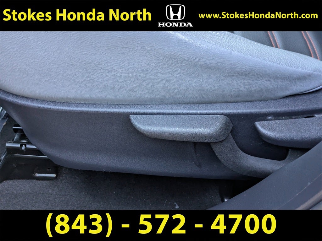 2022 Nissan Kicks SR