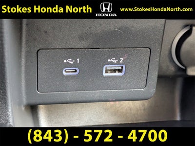 2022 Nissan Kicks SR