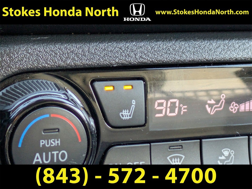 2022 Nissan Kicks SR