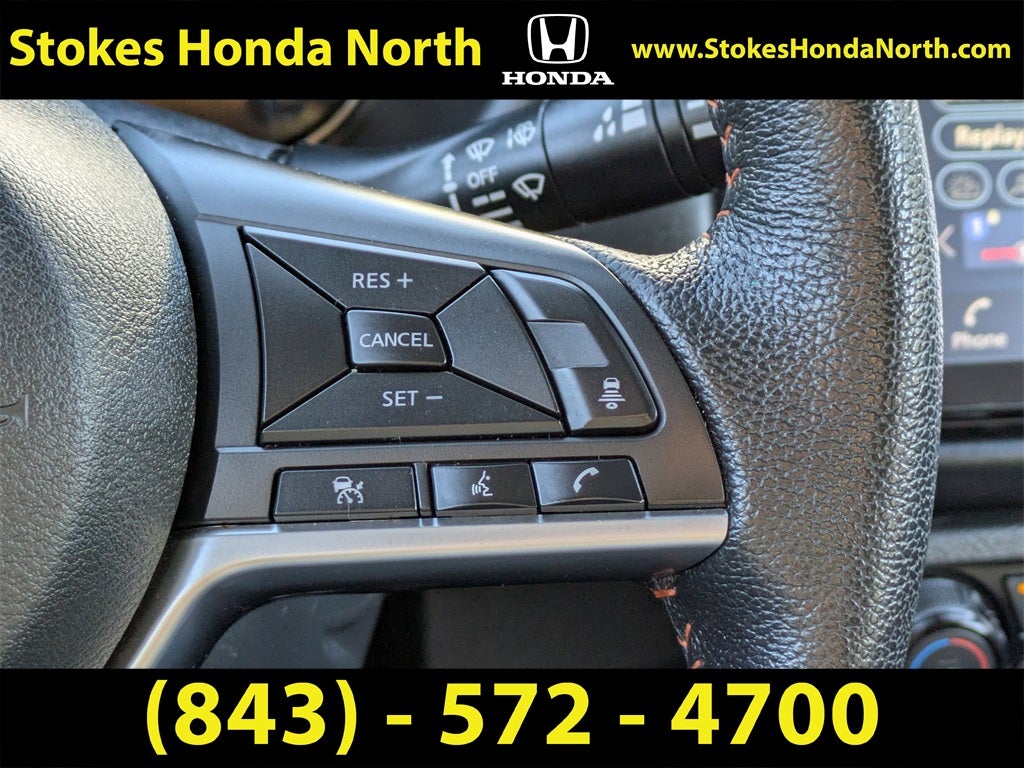 2022 Nissan Kicks SR