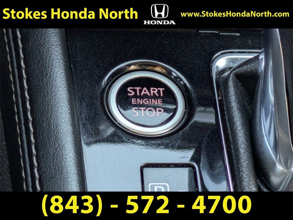 2022 Nissan Kicks SR