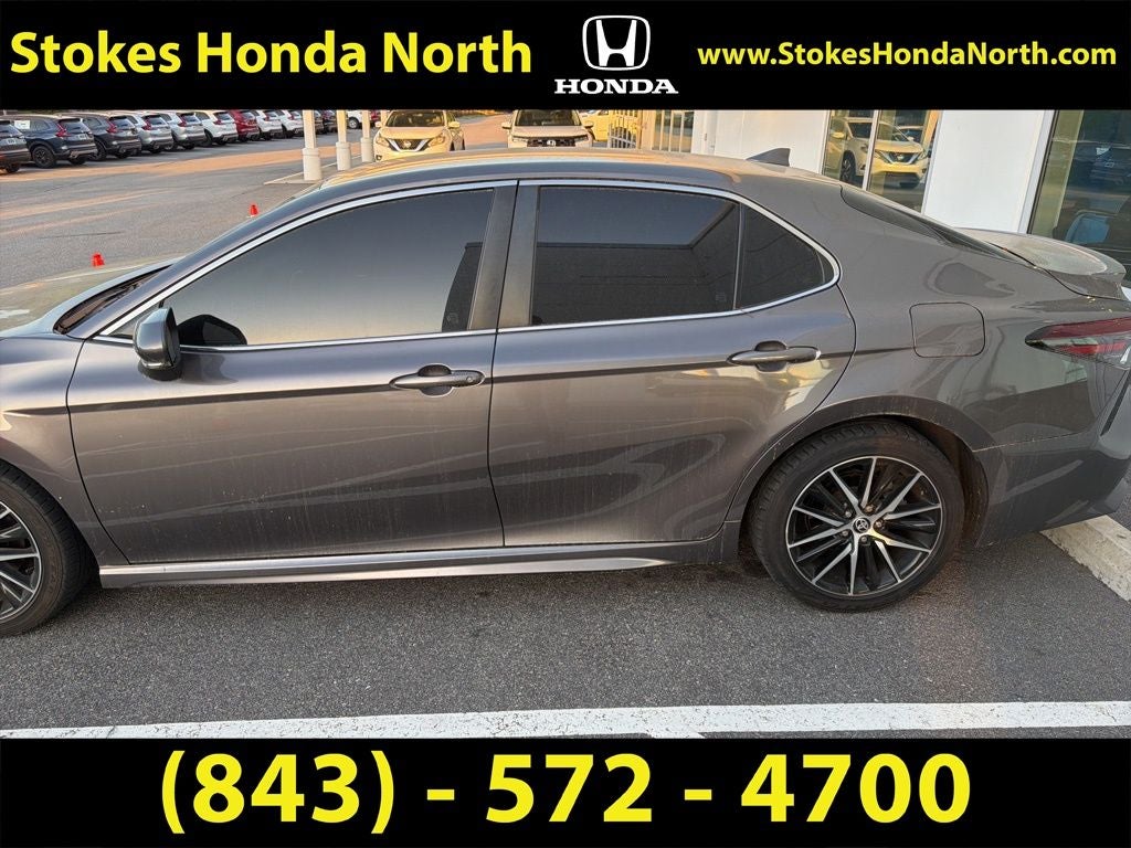 2022 Toyota Camry SE