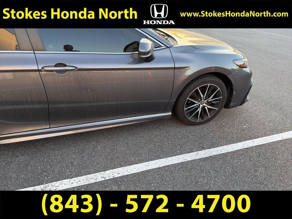 2022 Toyota Camry SE