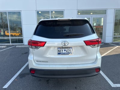 2019 Toyota Highlander LE