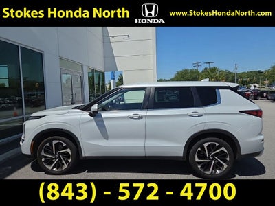 2023 Mitsubishi Outlander SE