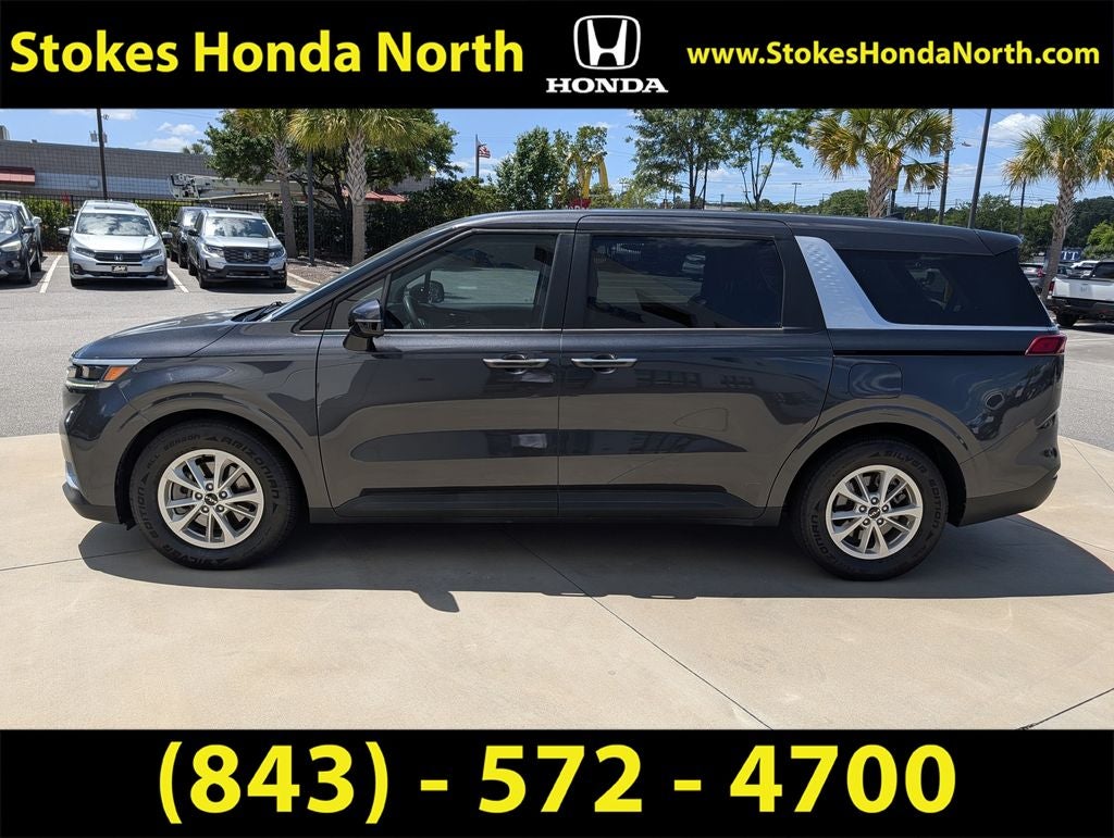 2023 Kia Carnival LX