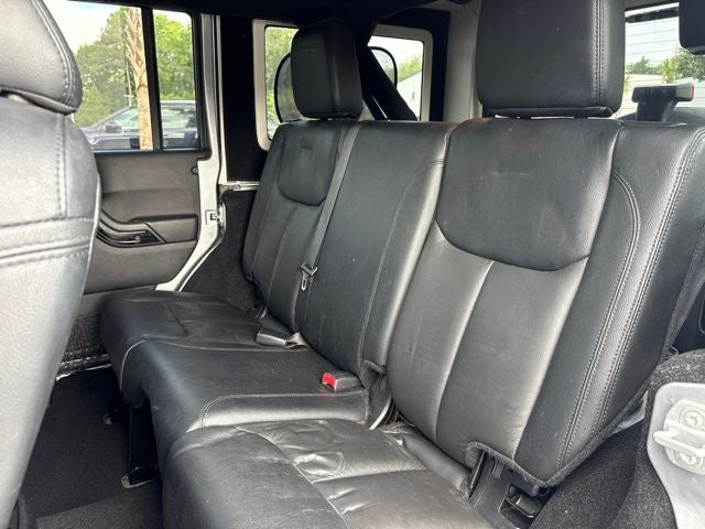 2015 Jeep Wrangler Unlimited Sahara Altitude