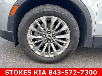 2024 Cadillac XT4 Premium Luxury