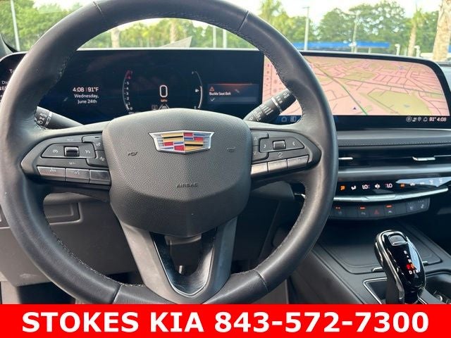2024 Cadillac XT4 Premium Luxury