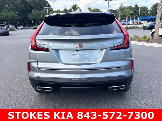 2024 Cadillac XT4 Premium Luxury